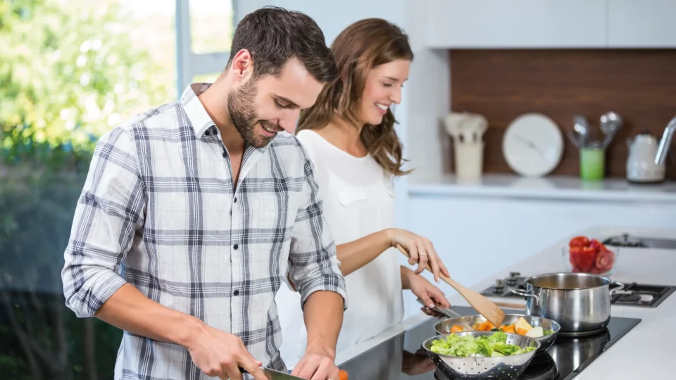 Kitchen & Dining Packs