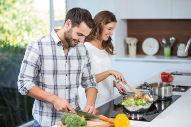 Kitchen & Dining